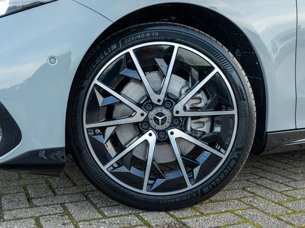 Mercedes-Benz CLA – foto 7