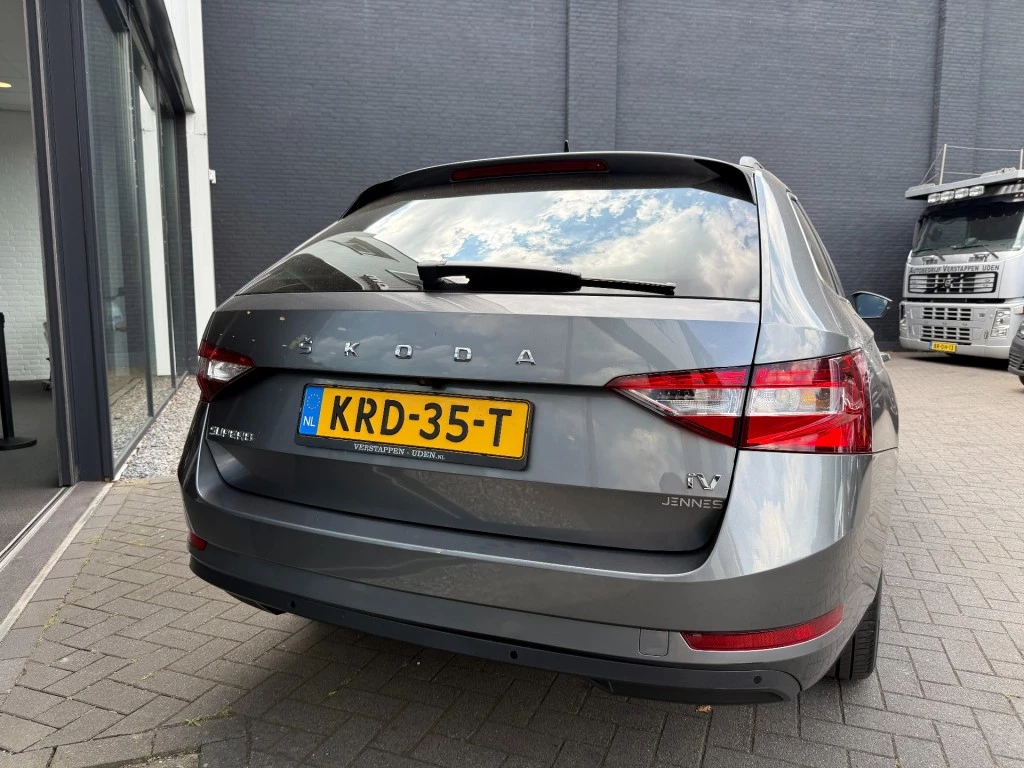 Škoda Superb – foto 6