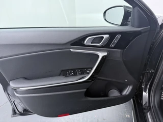 Kia ProCeed – thumbnail 22