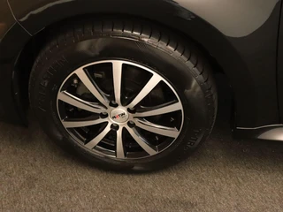 Toyota Yaris – thumbnail 12