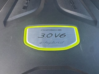 Porsche Cayenne – thumbnail 32