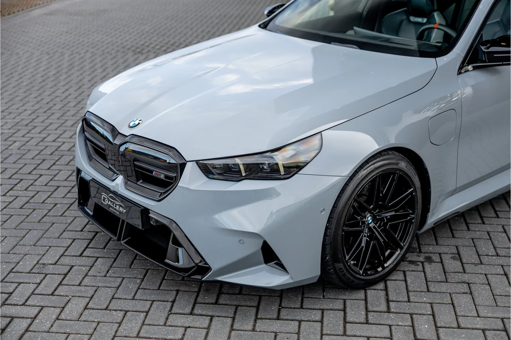 BMW M5 – foto 2