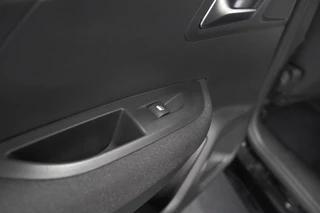 Peugeot 2008 – thumbnail 38