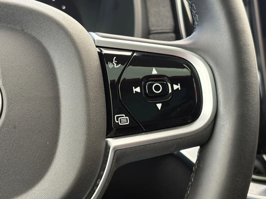 Volvo XC90 – foto 26