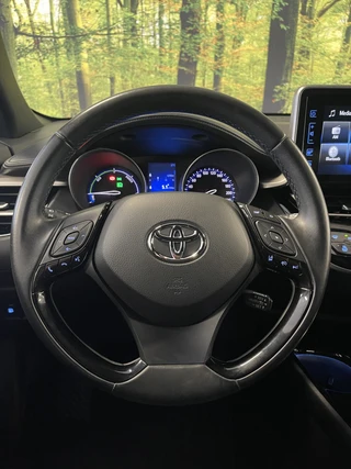 Toyota C-HR – thumbnail 10