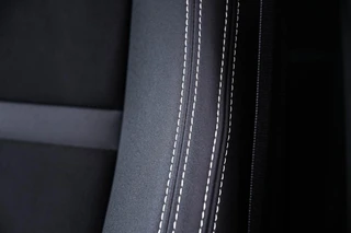 Land Rover Range Rover Velar – thumbnail 57