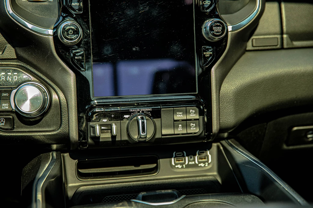 Dodge Ram 1500 – foto 18