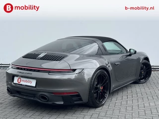 Porsche 911 – thumbnail 8