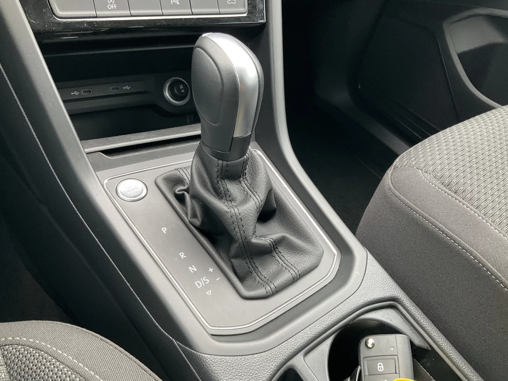 Volkswagen Touran – foto 22