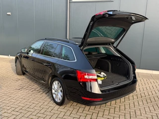 Škoda Superb – thumbnail 3