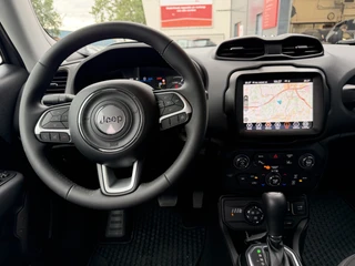 Jeep Renegade – thumbnail 15