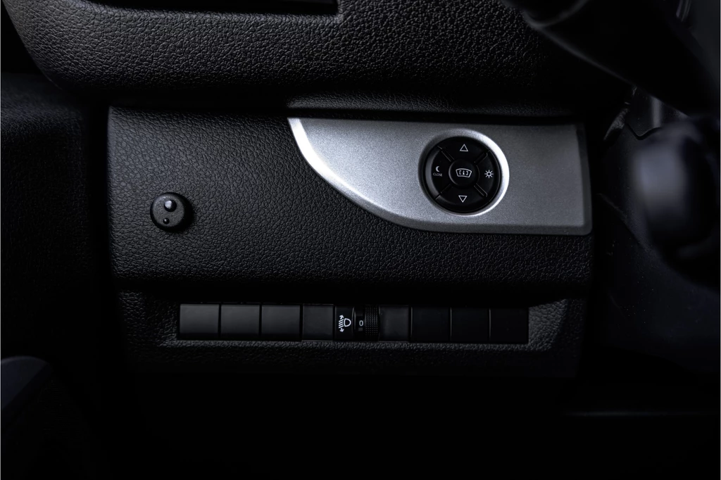 Opel Vivaro – foto 28
