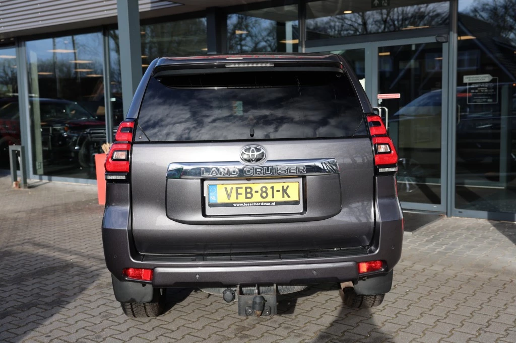 Toyota Land Cruiser – foto 5