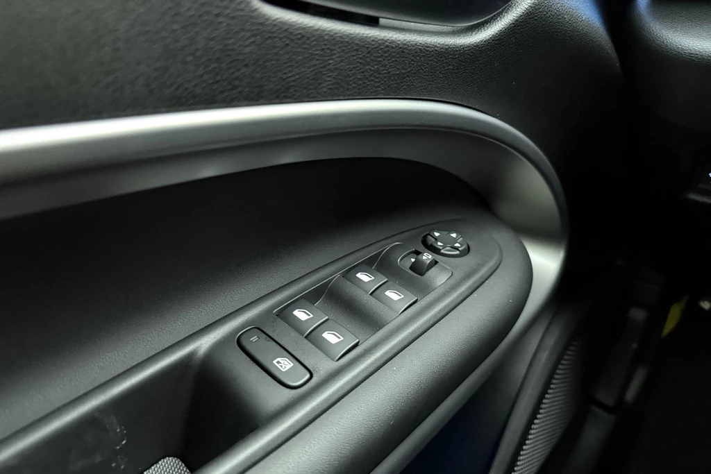 Jeep Avenger – foto 18