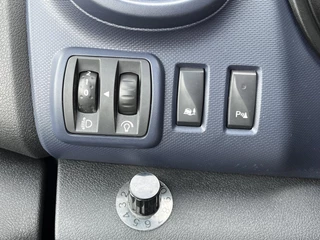 Opel Vivaro – thumbnail 35