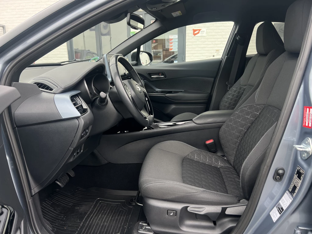 Toyota C-HR – foto 30