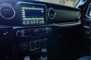 Jeep Wrangler – thumbnail 15