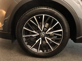 Toyota C-HR – thumbnail 12