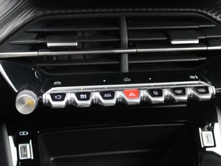Peugeot 208 – thumbnail 22