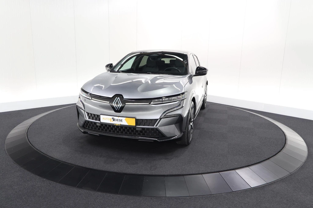 Renault Megane E-Tech – foto 2