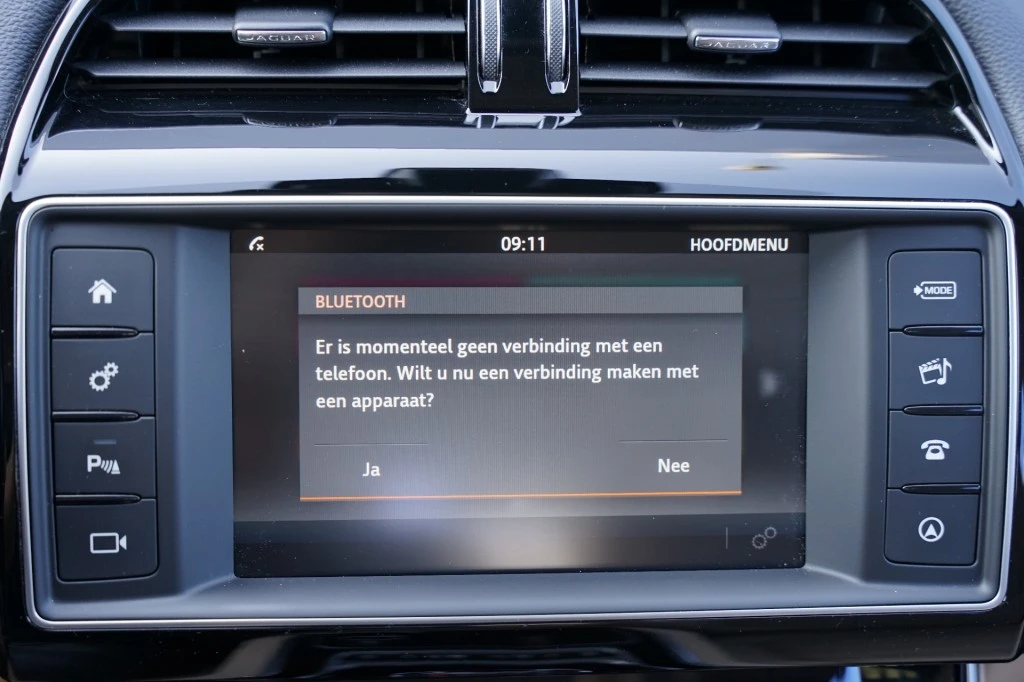 Jaguar XE – foto 23