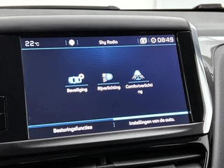 Peugeot 208 – thumbnail 11
