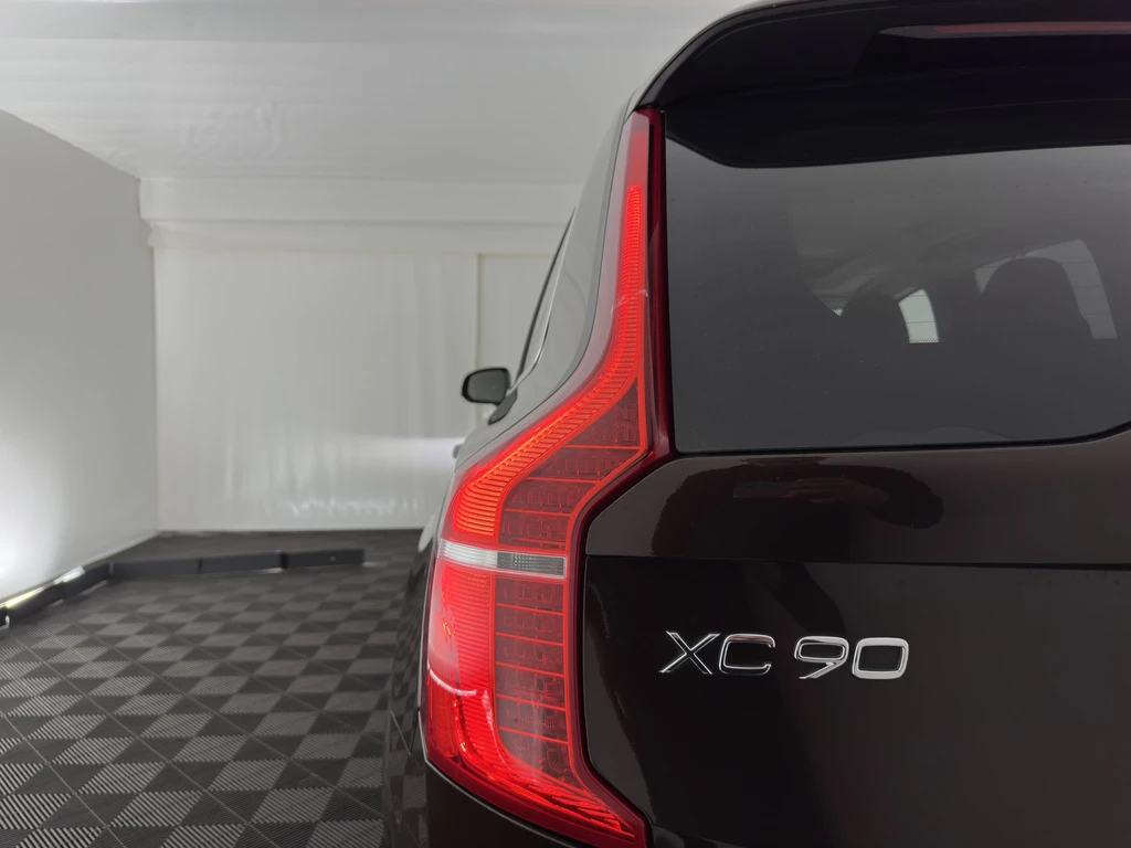 Volvo XC90 – foto 32