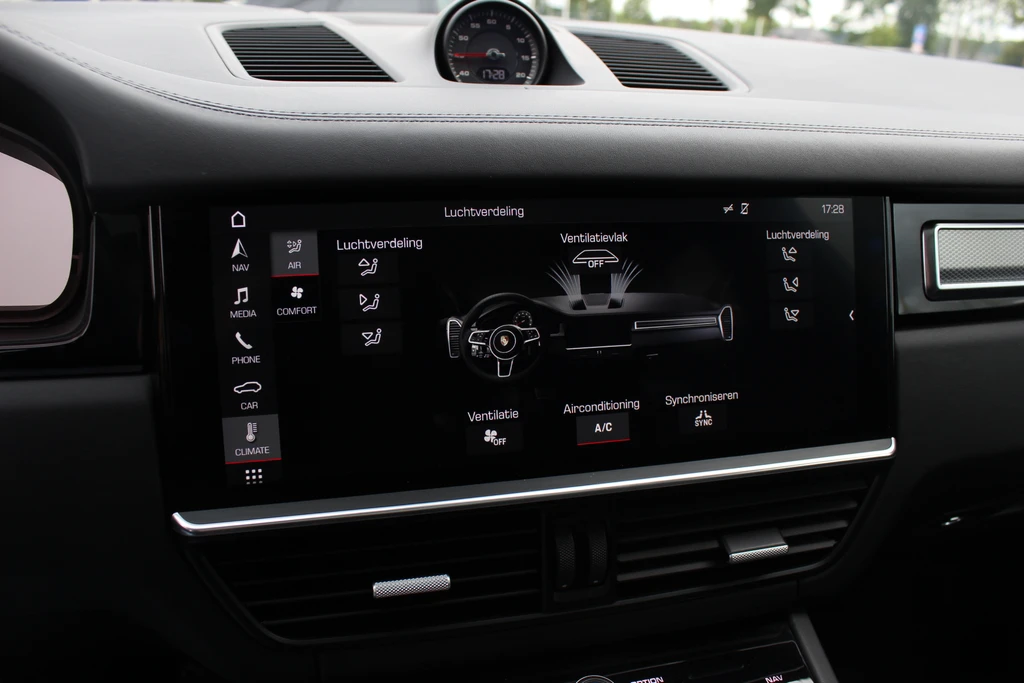 Porsche Cayenne – foto 26