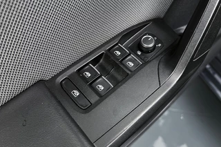 SEAT Leon – thumbnail 22
