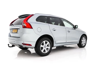 Volvo XC60 – thumbnail 4