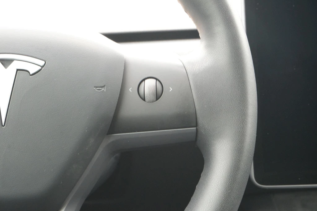 Tesla Model Y – foto 20