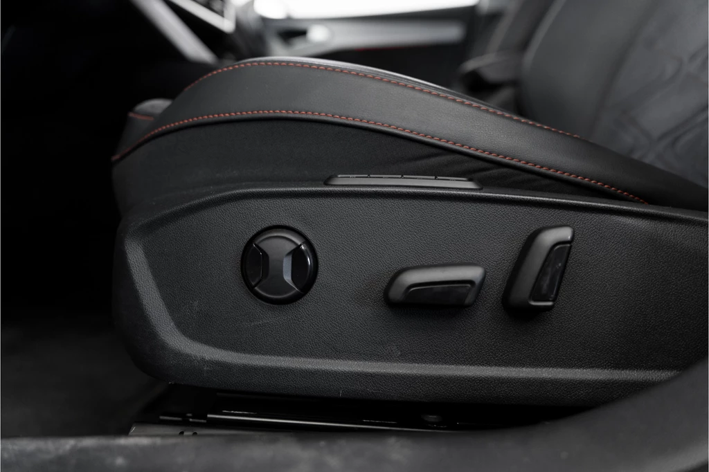 SEAT Leon – foto 32