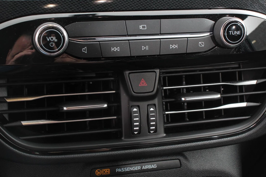 Ford Kuga – foto 22