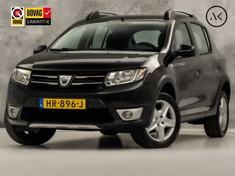 Dacia Sandero Stepway 0.9 TCe Lauréate (NAVIGATIE, AIRCO, LM VELGEN, SPORTSTOELEN, PARKEERSENSOREN, NIEUWSTAAT)