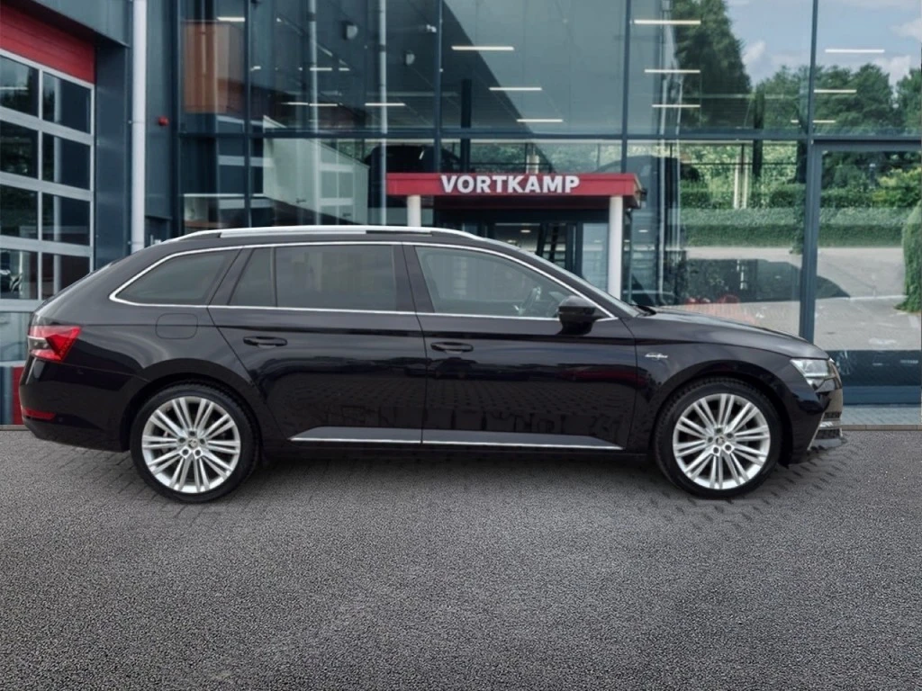 Škoda Superb – foto 6