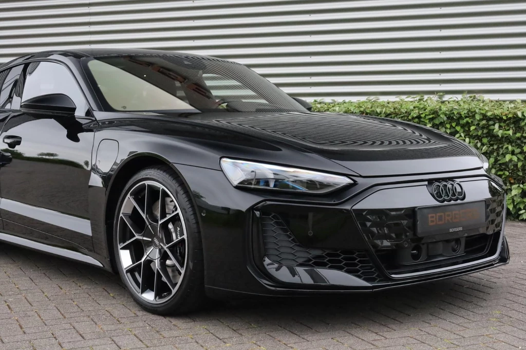 Audi e-tron GT – foto 10