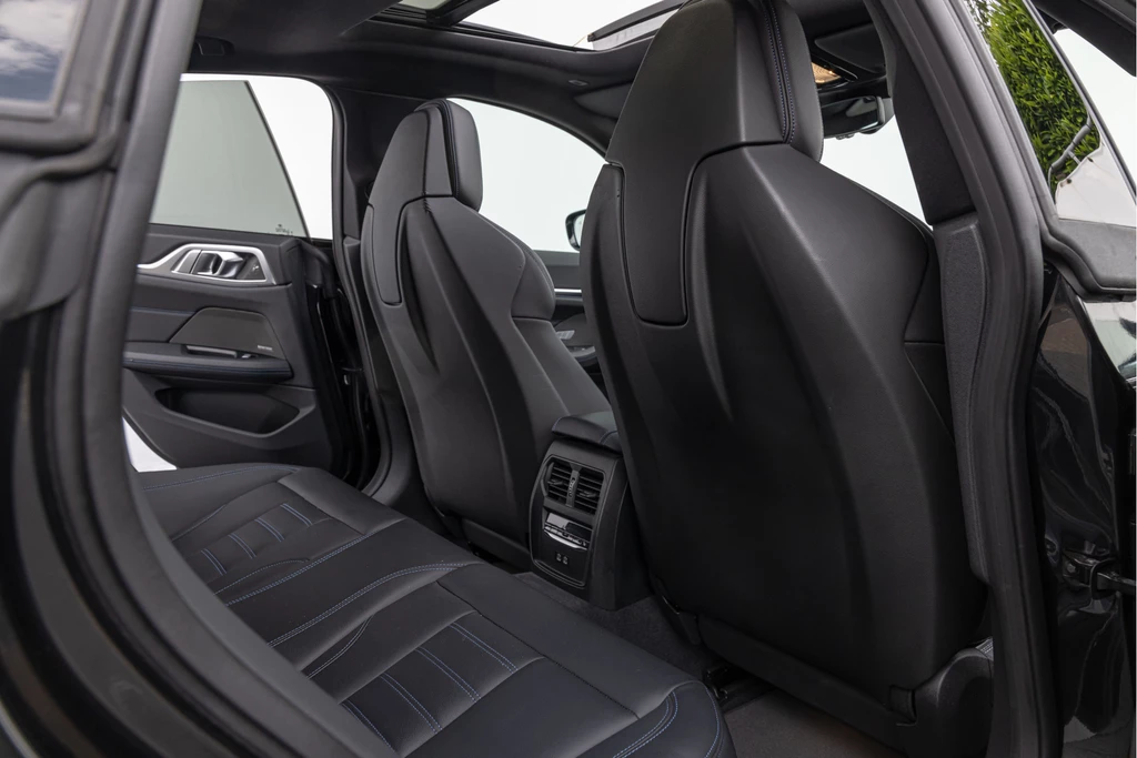 BMW i4 – foto 14