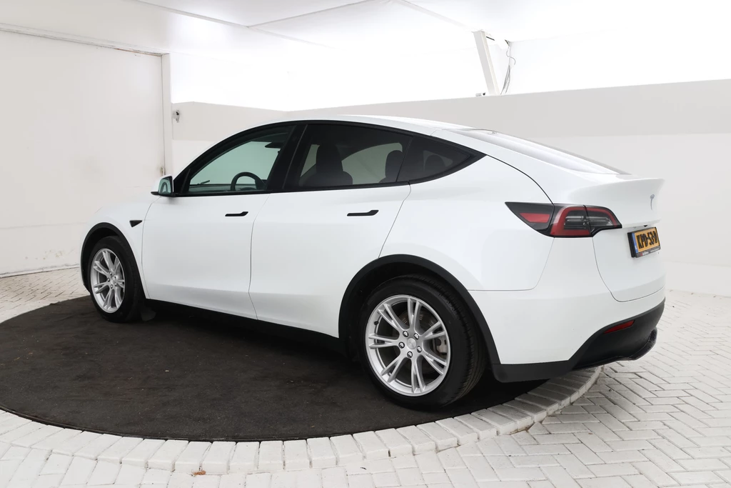 Tesla Model Y – foto 2