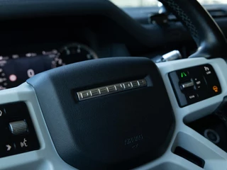 Land Rover Defender – thumbnail 21