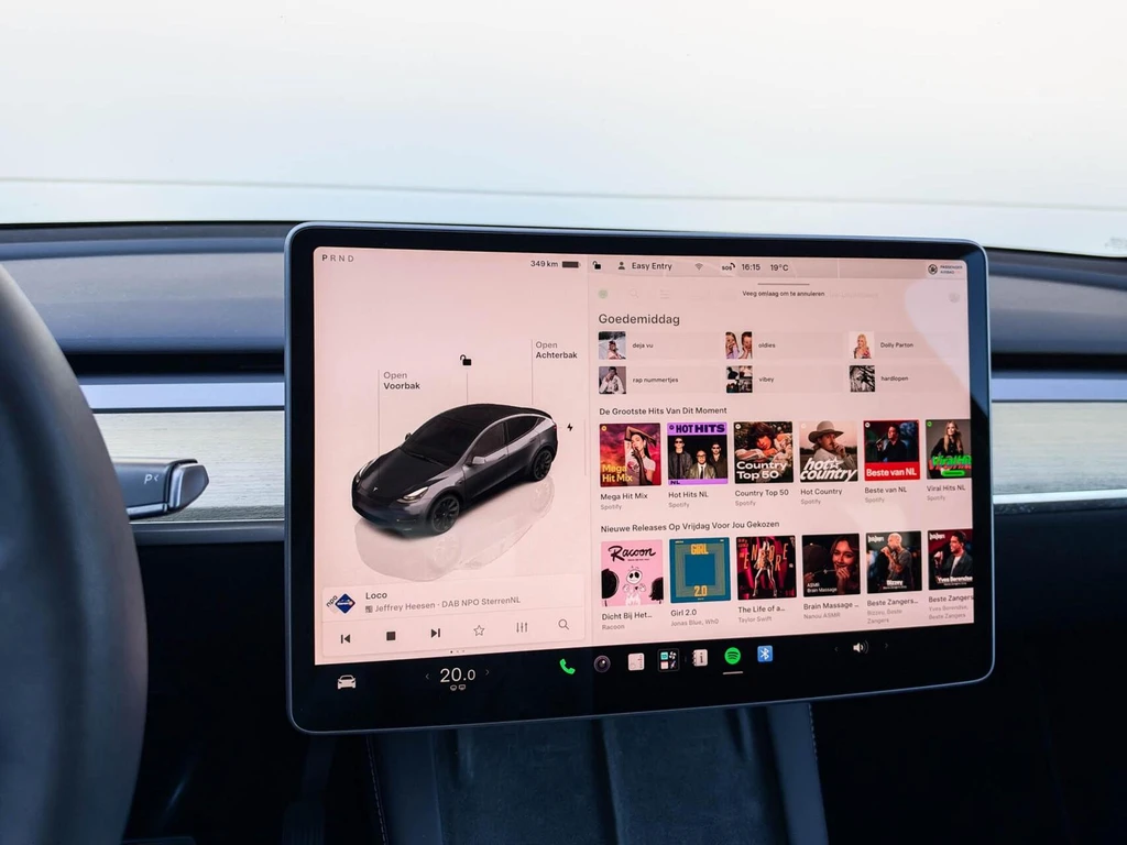 Tesla Model Y – foto 32