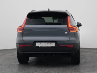 Volvo XC40 – thumbnail 8
