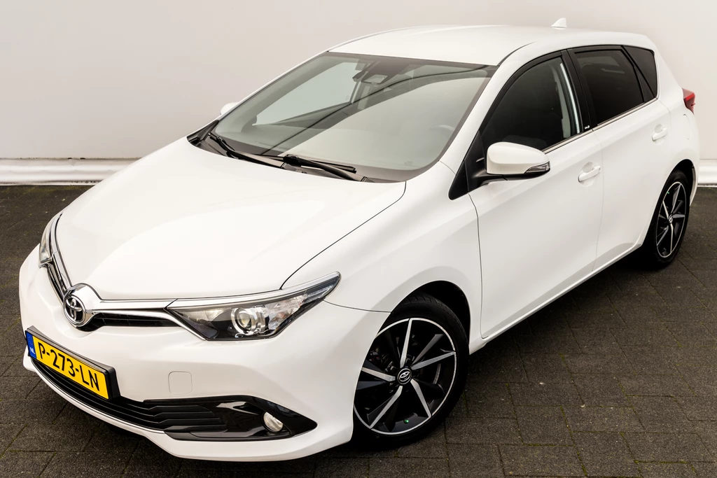 Toyota Auris – foto 2