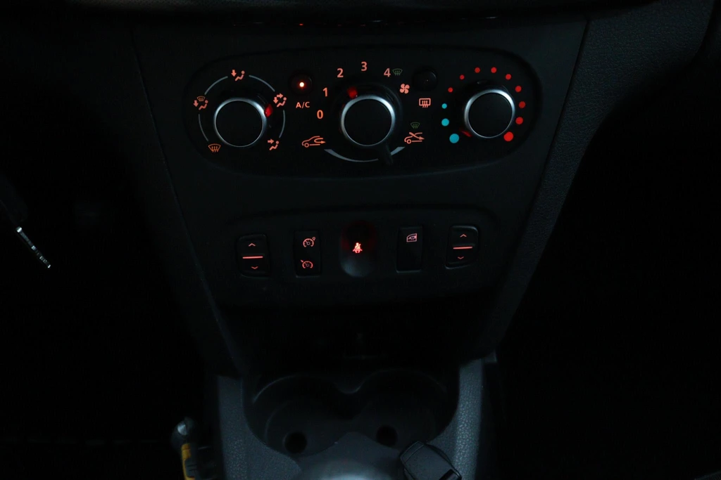 Dacia Logan – foto 16