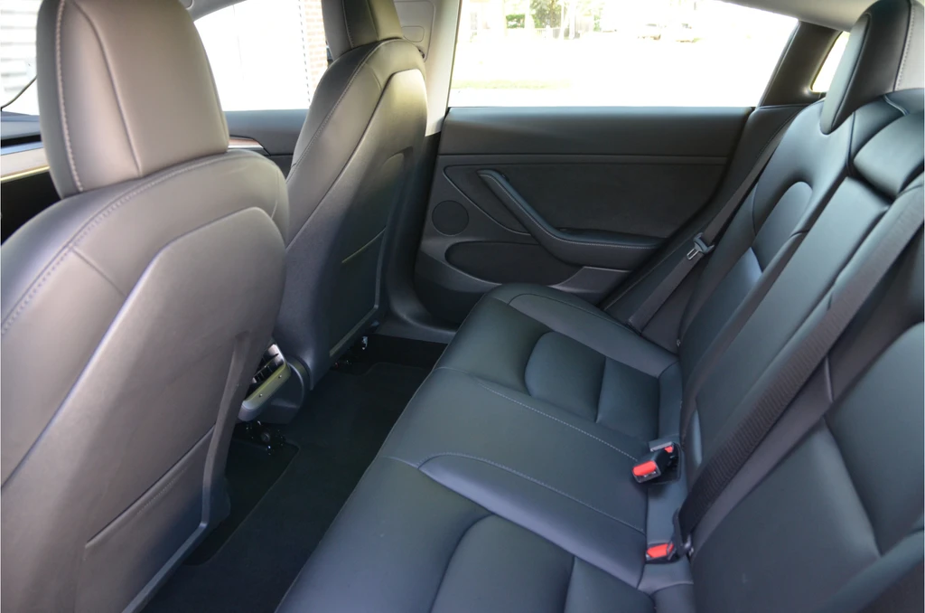 Tesla Model 3 – foto 12