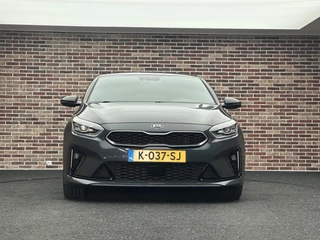 Kia ProCeed – thumbnail 12