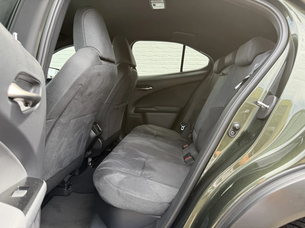 Lexus UX – foto 27