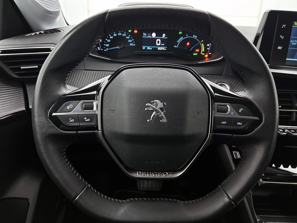 Peugeot e-208 – foto 33