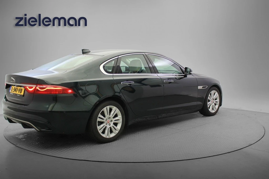 Jaguar XF – foto 5