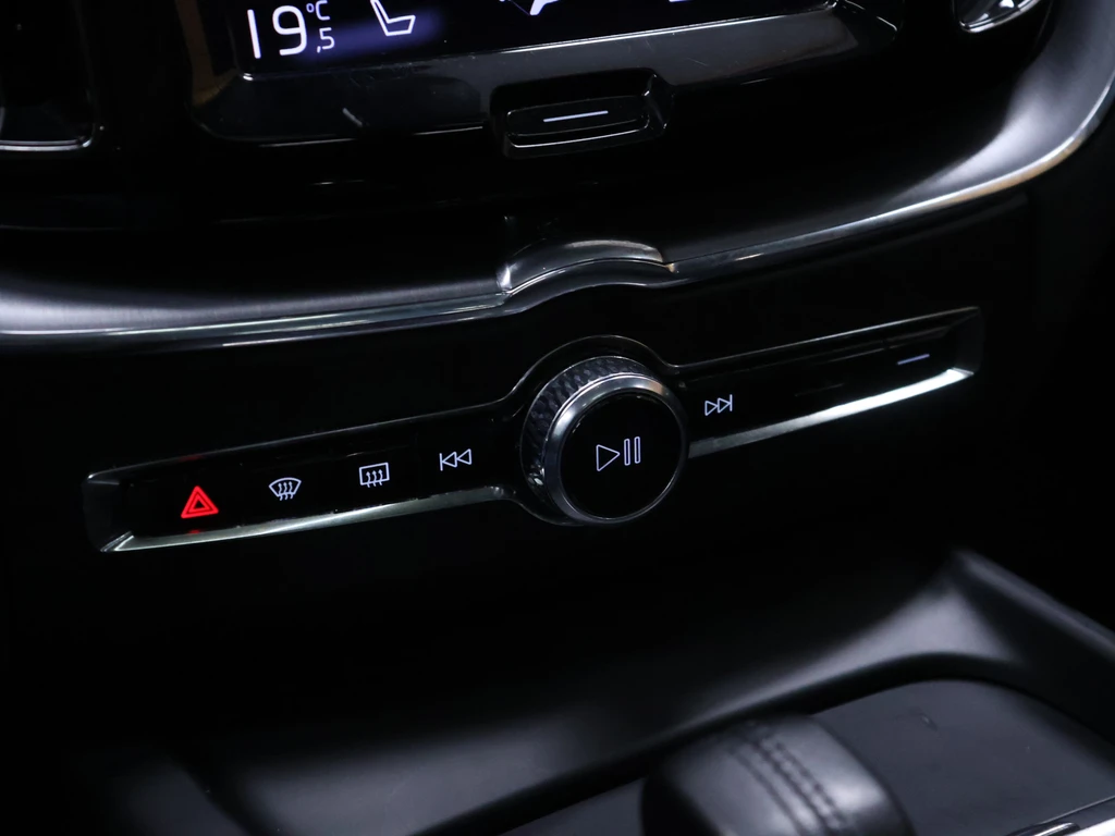 Volvo XC60 – foto 21