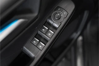 Ford Kuga – thumbnail 29